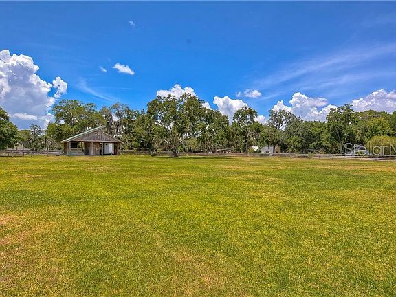 3rd image of 8013 Riverwood Estates Pl