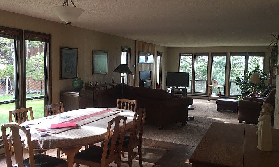 2nd image of 2127 Gold Rush Ave