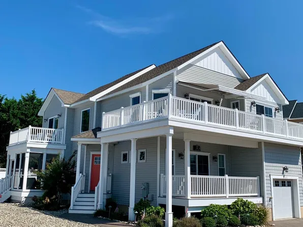 511 Village Rd, Villas, NJ 08251