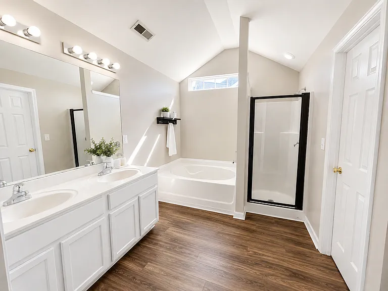 4405 Singing Oak Ct — Photo 25