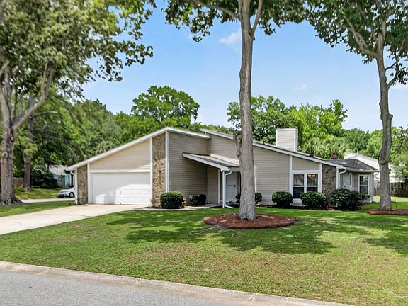 2nd image of 56 Shadowmoss Pkwy