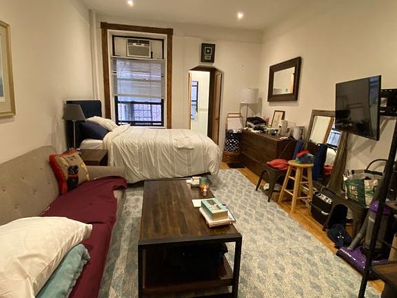 2nd image of 67 8th Ave APT 32