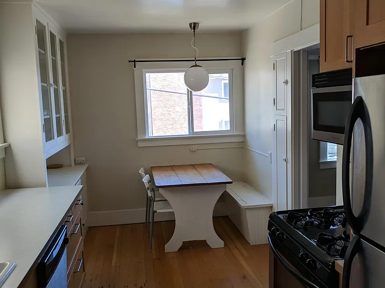 2603 Virginia St — Photo 10