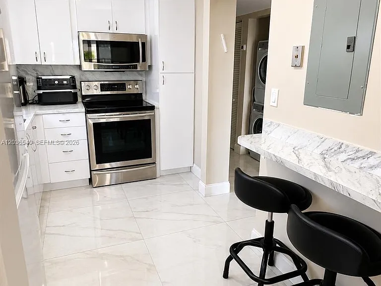 4122 Collins Ave #6A — Photo 5
