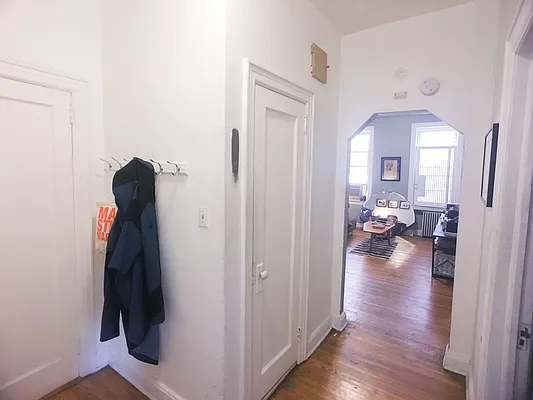 Rented by Bold New York | media 18