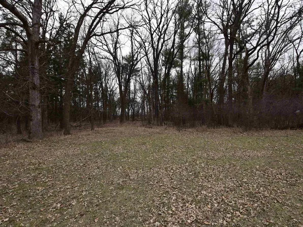 W13052 Beechnut Ave, Hancock, WI 54943