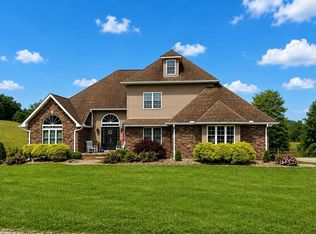 81 Empress Dr, Grayson, KY 41143