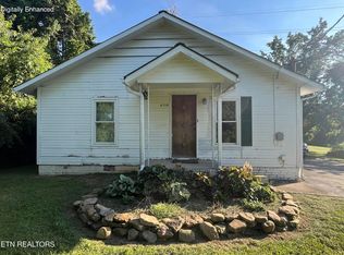 6715 Greer Rd, Knoxville, TN 37918