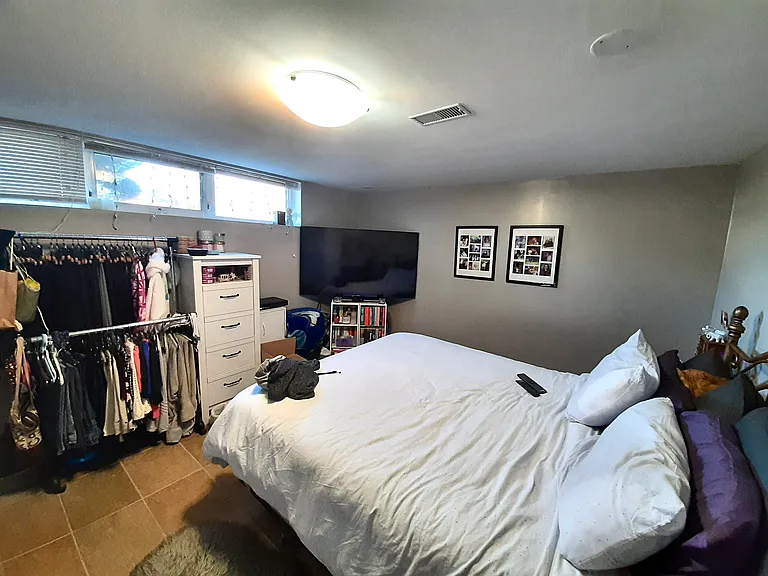 121 Ridge St — Photo 11