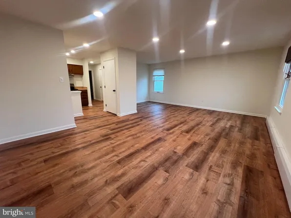 312 Walnut Court Way #B-12, Kennett Square, PA 19348