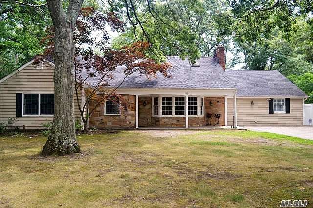 1st image of 19 Blackwell Ln