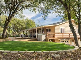 18201 Toyon Rd, Pine Grove, CA 95665