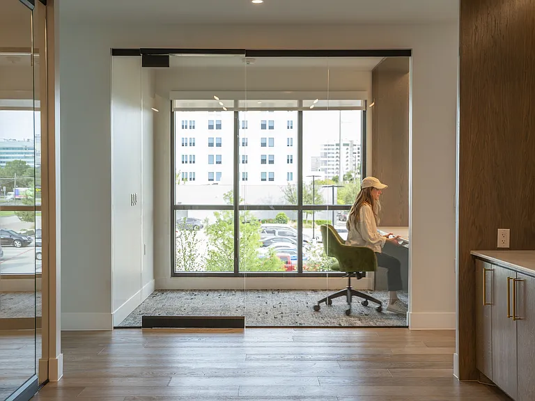 Lantower West Love — Photo 14