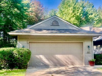 521 Tournament Cir, Muskegon, MI, 49444