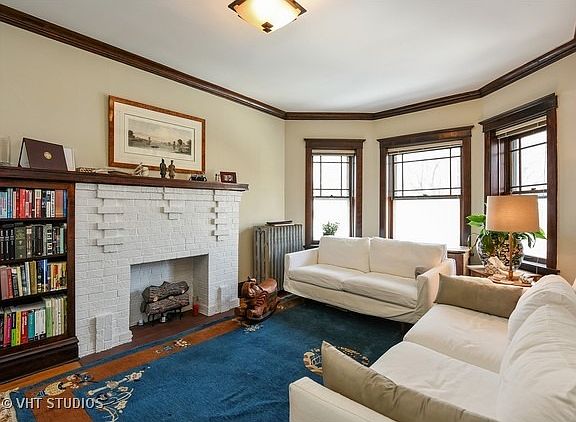 2nd image of 1335 W Hollywood Ave #2
