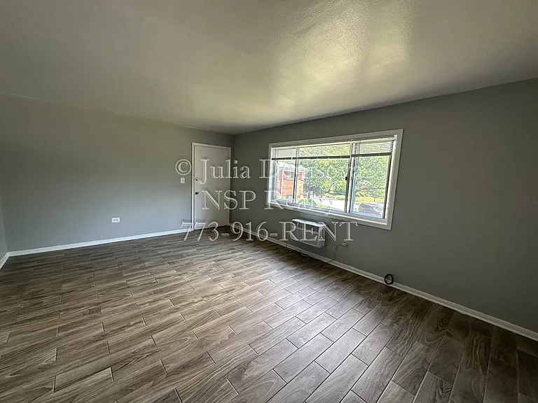 1306 Carol St #B — Photo 6