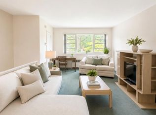 6909 150 Street #B, Flushing, NY 11367