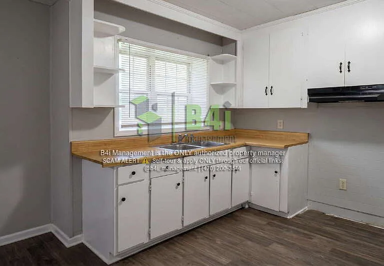 406 Hill St — Photo 6