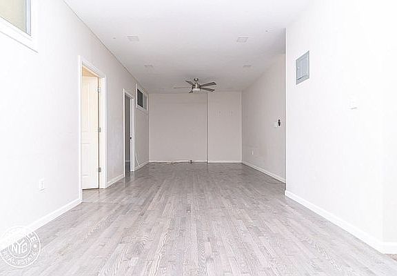 3rd image of 377 Montgomery St #B10