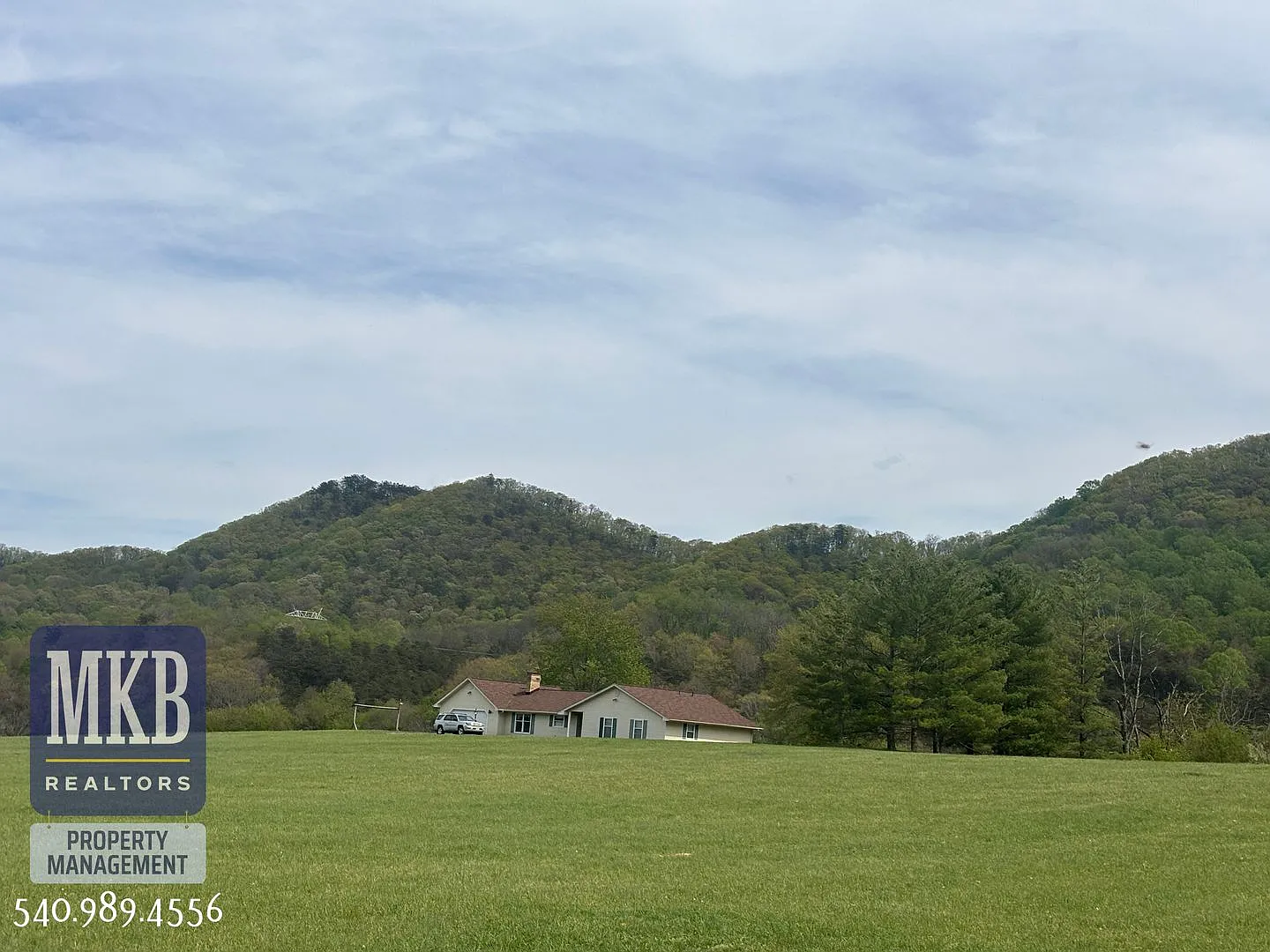 5056 Catawba Valley Drive 3 Bedrooms and 3 Baths - Private Setting — Photo 2