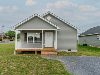 614 S 2nd St, Shenandoah, VA, 22849