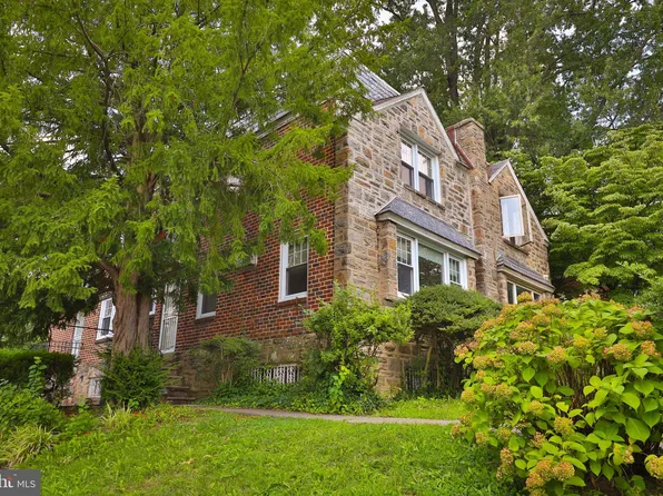 415 E Sedgwick St, Philadelphia, PA 19119