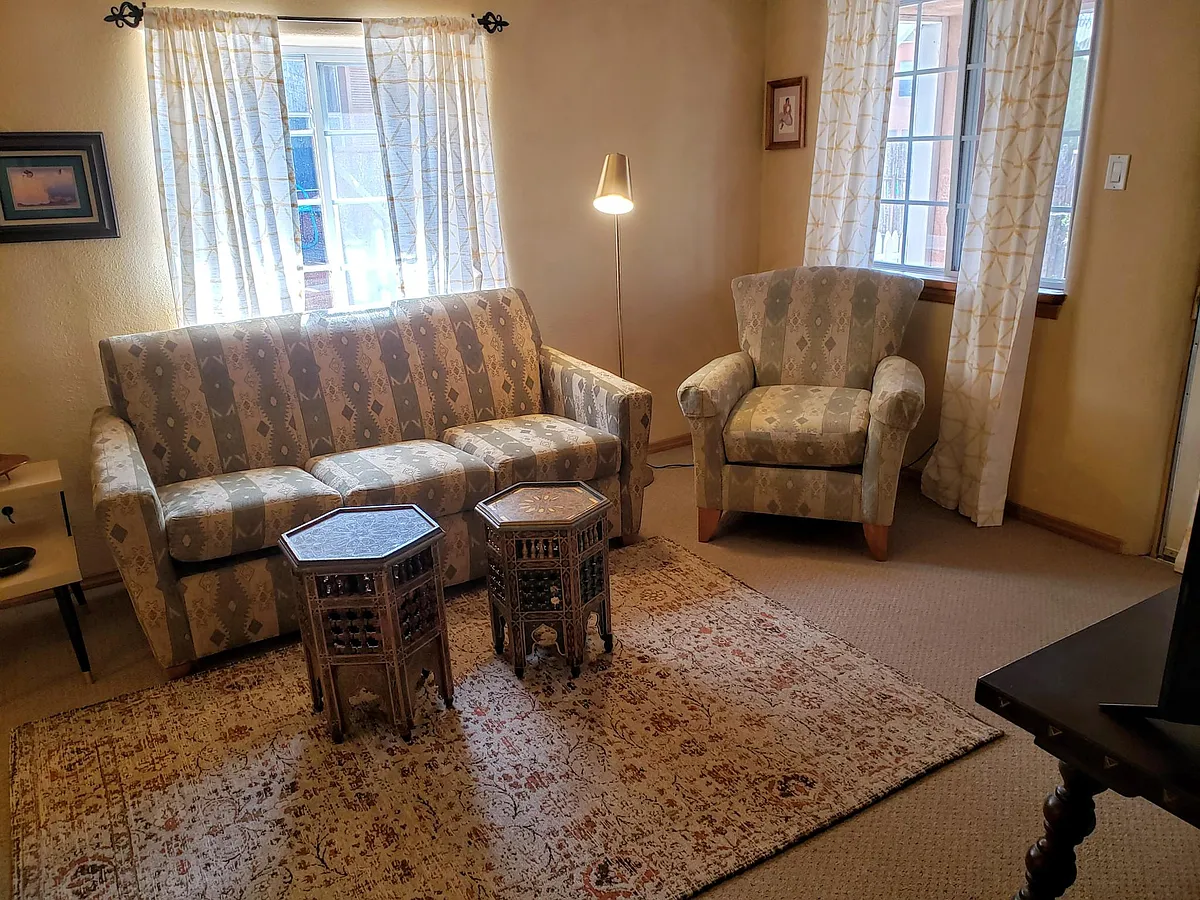 Living room - 906 Franciscan St NE