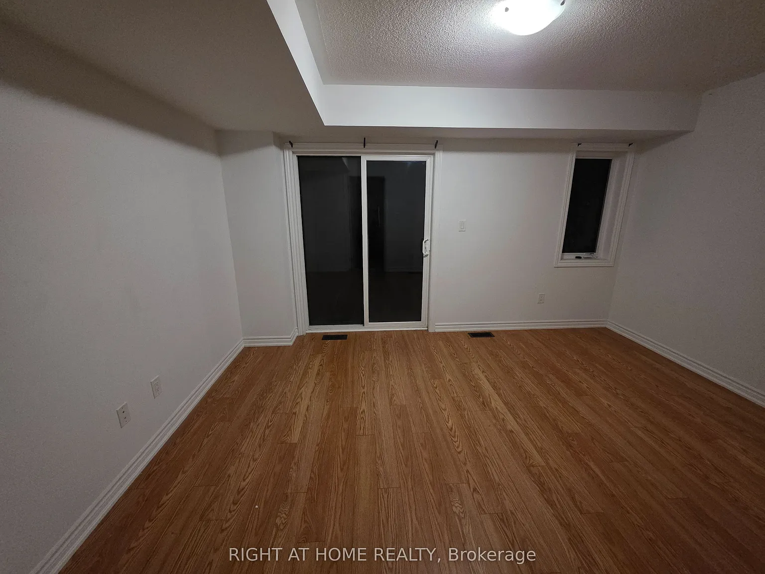 4 bed, $3,000 — Photo 4