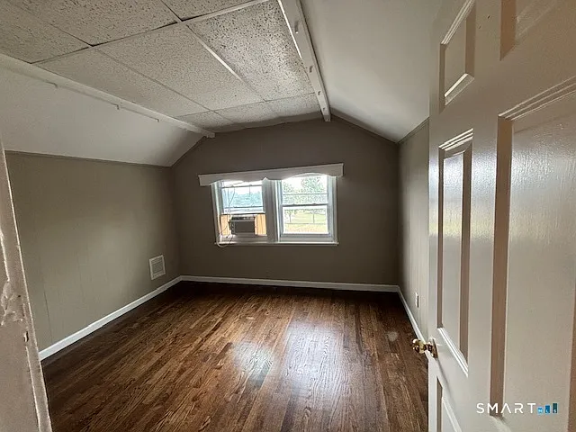 1566 North Ave #2 — Photo 10
