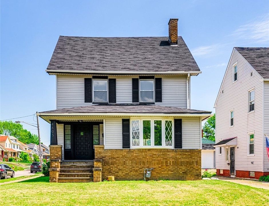 1st image of 4405 E 131st St