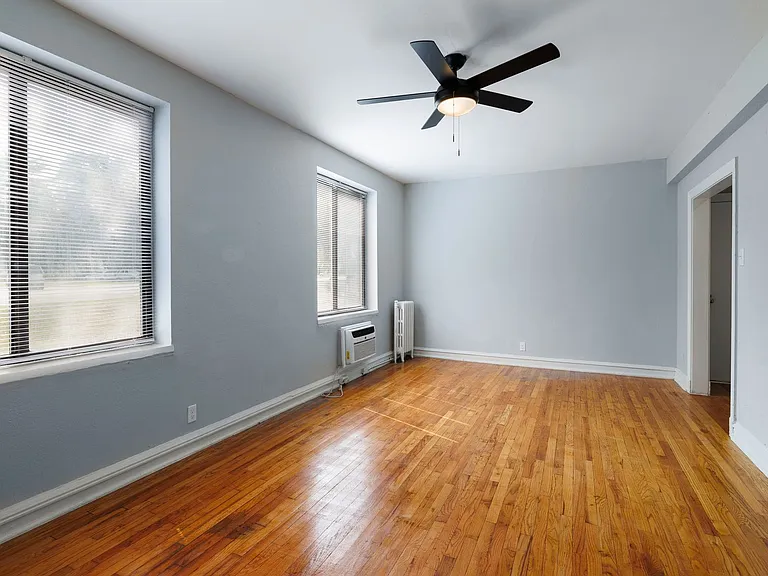 5335 Lucas And Hunt Rd — Photo 10