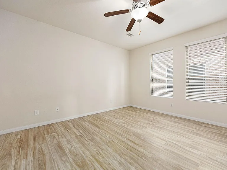 29322 Indian Clearing Trl — Photo 23