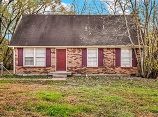 385 Louise Ln, Clarksville, TN 37042