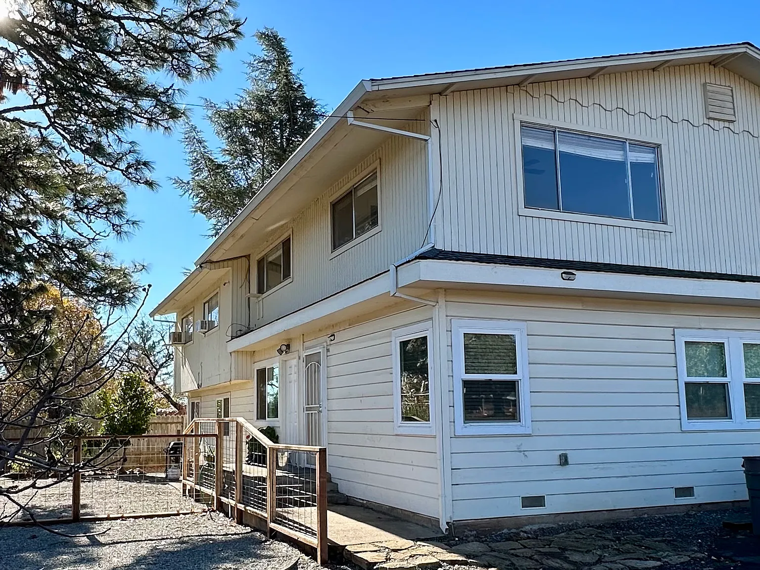 2 bed, $2,200 — Photo 4