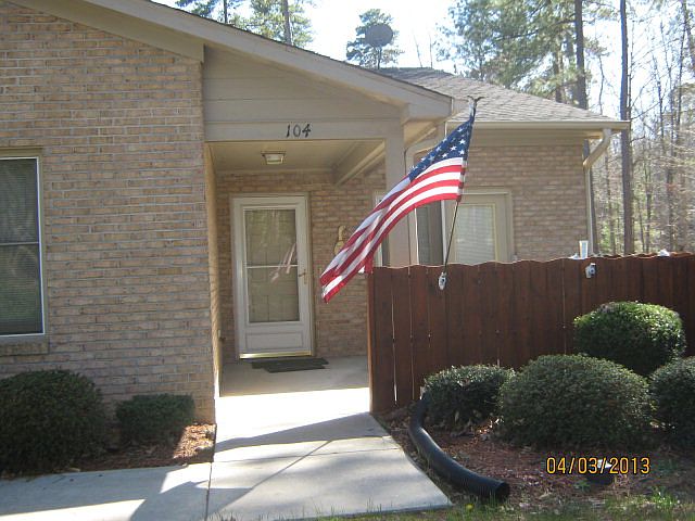 1st image of 104 Beaver Creek Dr
