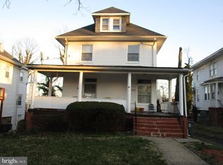 3211 Vickers Rd, Baltimore, MD 21216