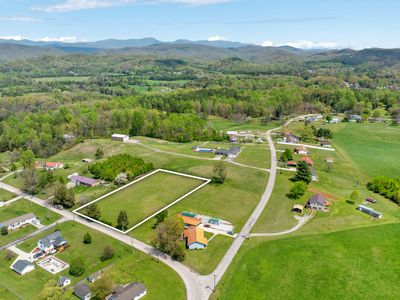 Swan Pond Circle Rd, Harriman, TN, 37748