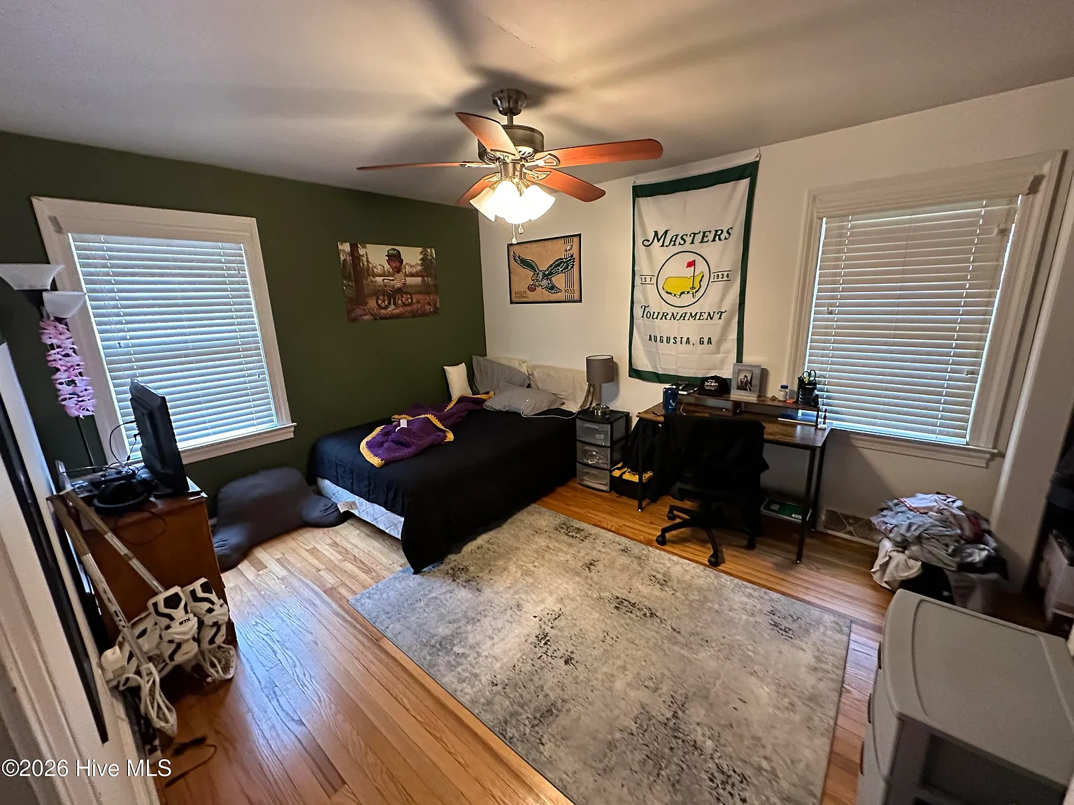 4 bed, 2.0 bath, 1560 sqft, $2,000 — Photo 3