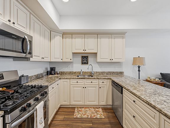 5th image of 22 Hamel Way Unit 22