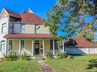 121 Broadway Ave, Eufaula, OK 74432