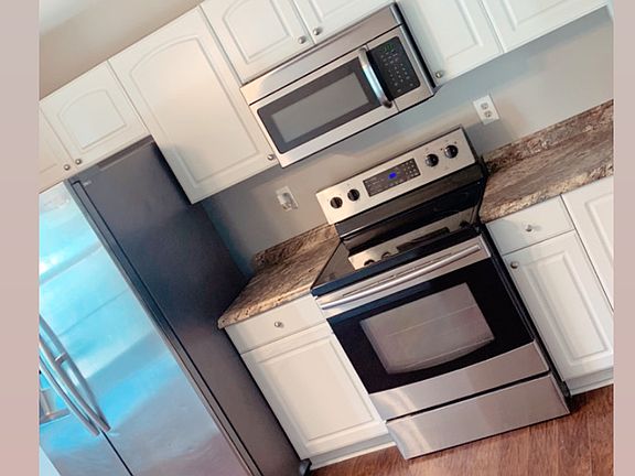 5th image of 4325 Craven Hill Dr