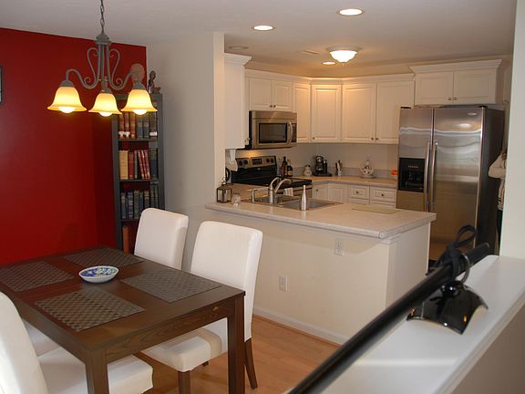 4th image of 21 Frongillo Farm Rd