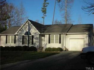 340 Autumn Dr, Siler City, NC 27344