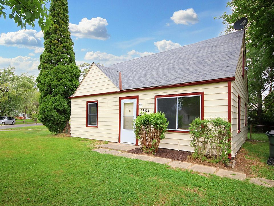 1st image of 2884 Woodland Ave