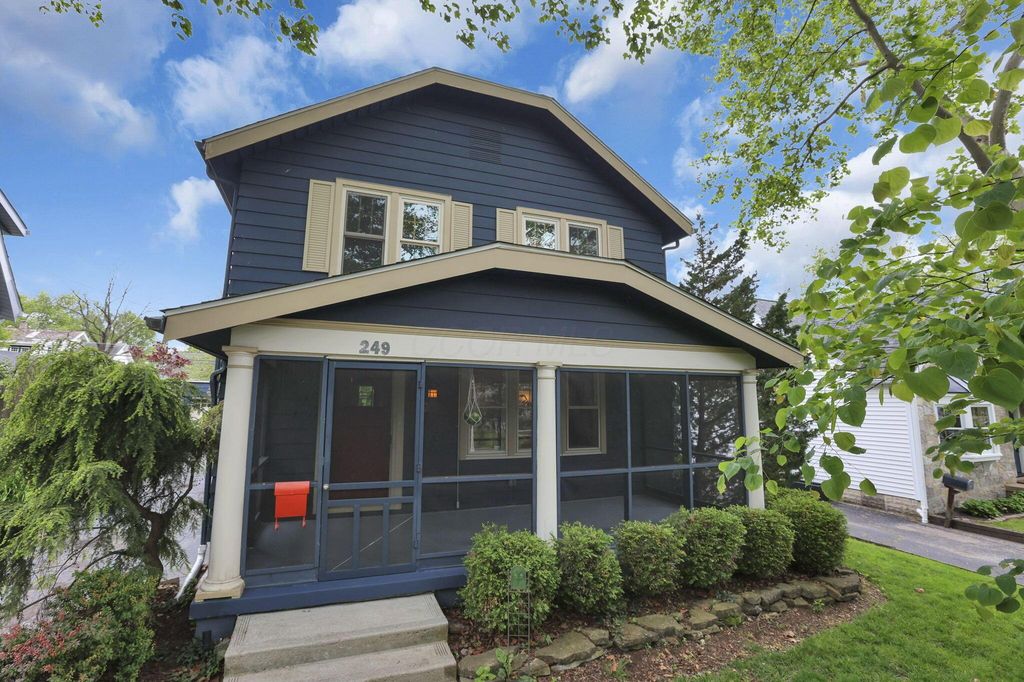 Real estate listing image