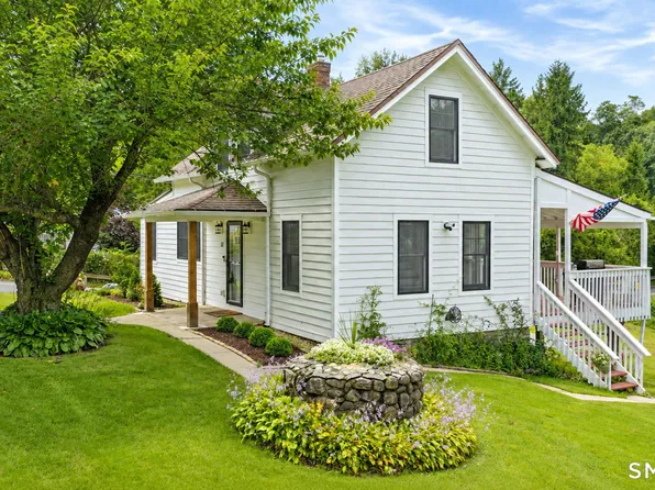 181 Union City Road, Prospect, CT 06712