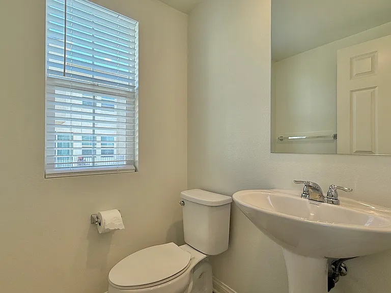 455 Fitzpatrick Rd #101 — Photo 18