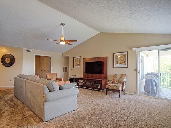 3rd image of 7430 Waterford Dr APT 301