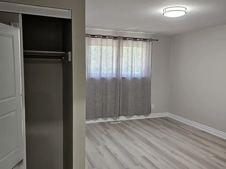 61 Deerfield Cres — Photo 21