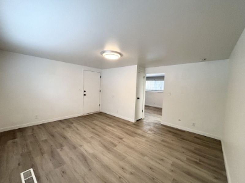 1st image of 1401 S 300 E APT 2